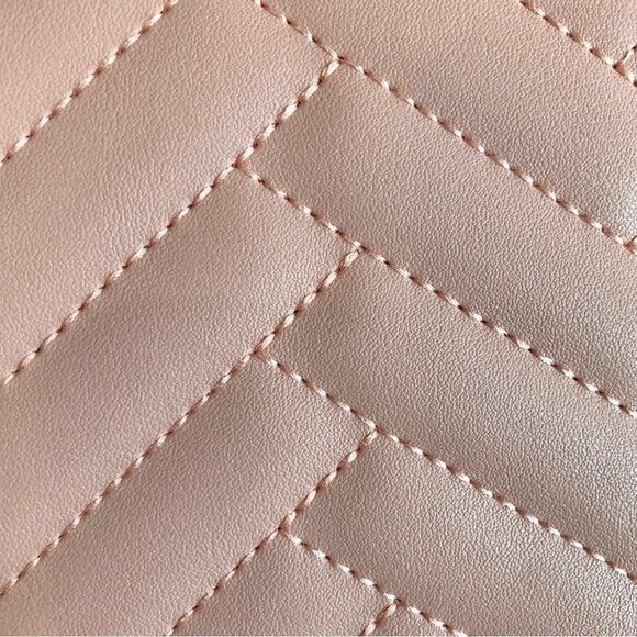 BEBE - NWT - "Sophia" Small Crossbody/Clutch in "Blush"/Quilted Vegan Leather - Picture 14 of 16